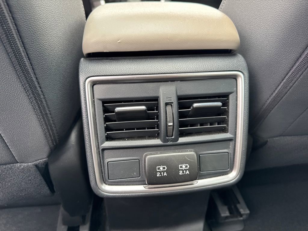 Used 2023 Subaru Forester Premium AWD/4WD image 15