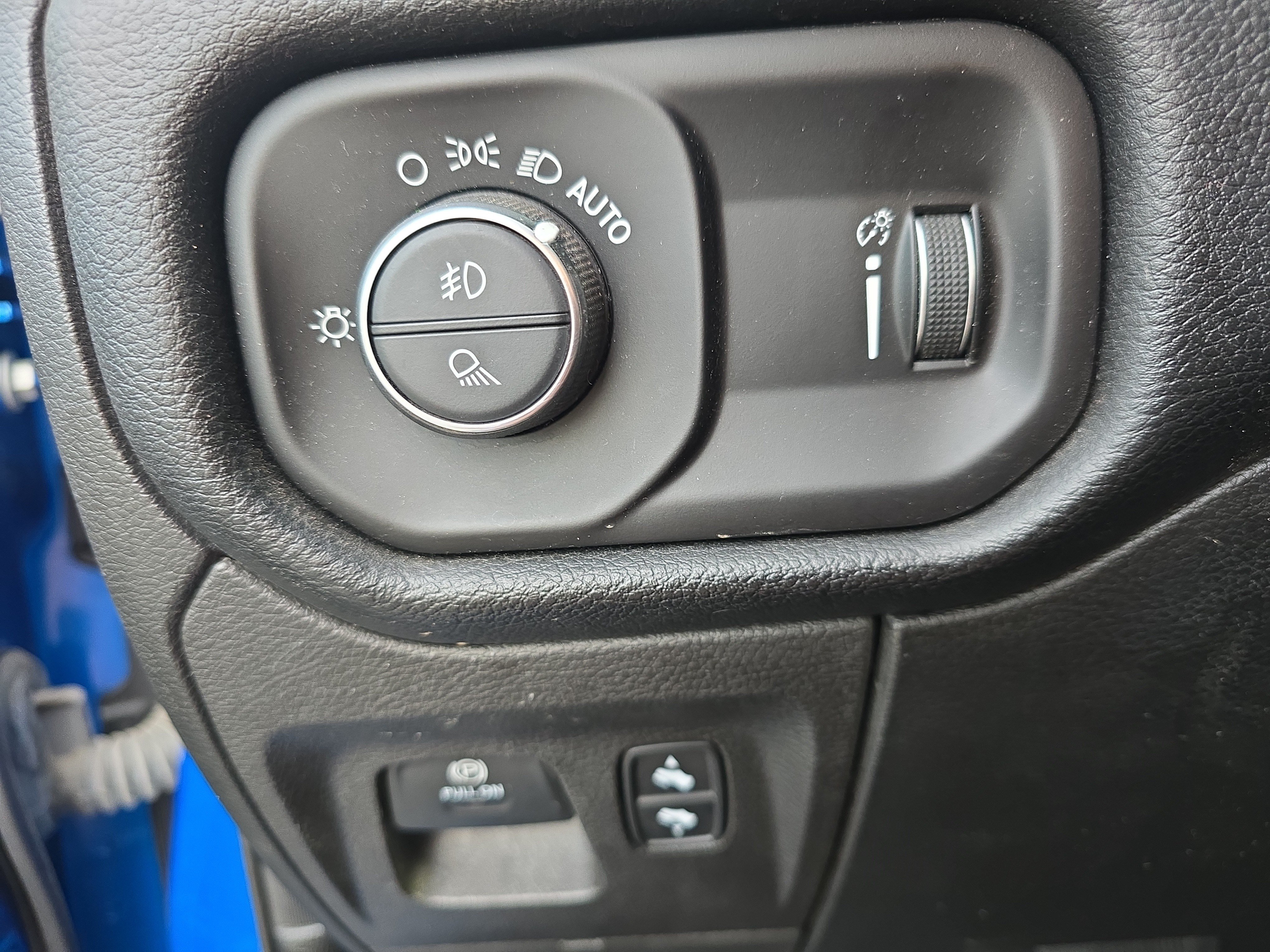 Used 2021 RAM 1500 Big Horn AWD/4WD image 26