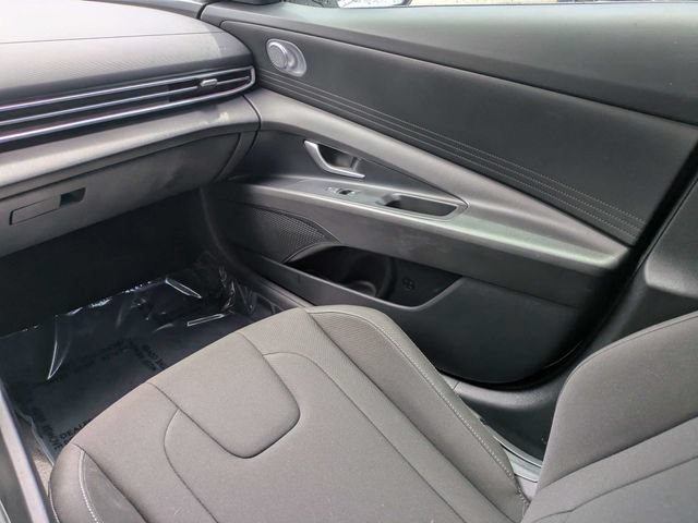Used 2024 Hyundai Elantra SEL FWD image 15
