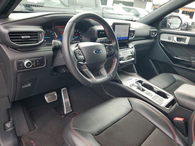 Used 2023 Ford Explorer ST-Line w/ Class IV Trailer Tow Package image 11