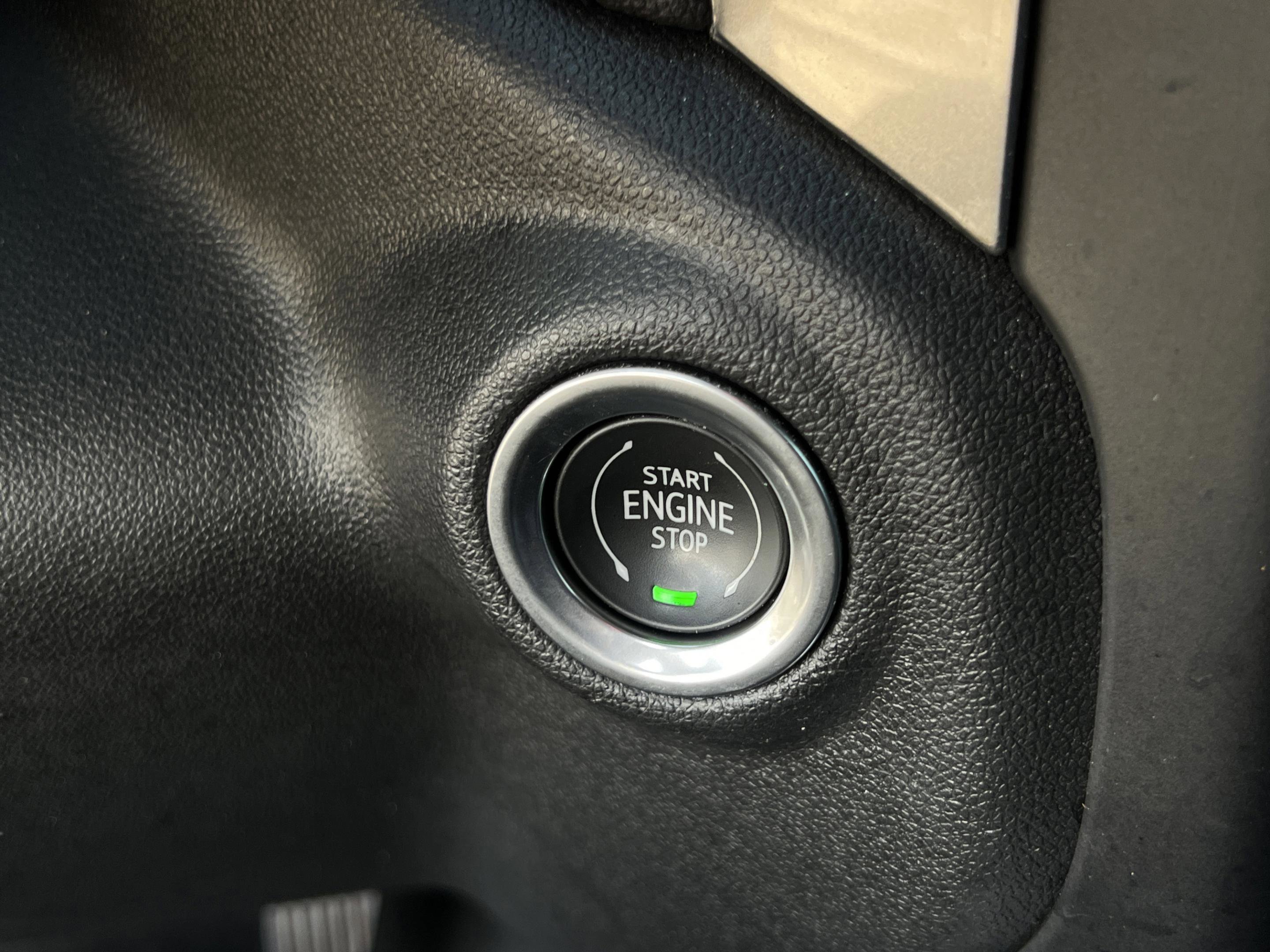 Used 2023 Chevrolet Silverado 2500 LTZ w/ LTZ Premium Package image 33