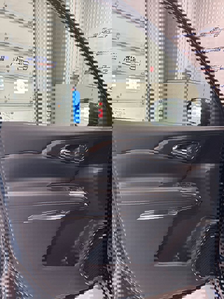 New 2026 Chevrolet Traverse High Country image 18