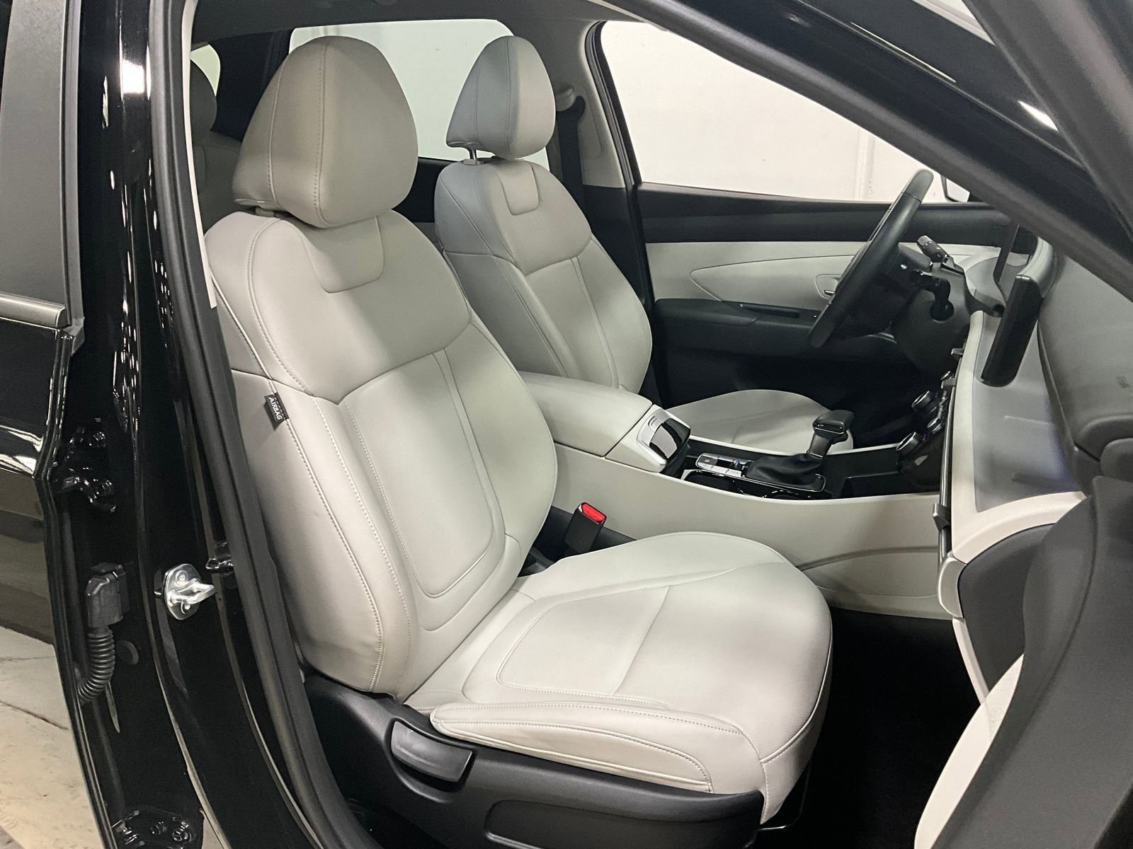 Used 2025 Hyundai Tucson SEL AWD/4WD image 8
