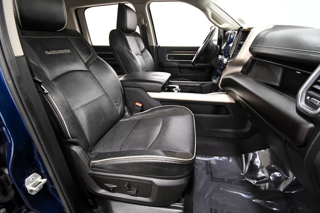 Used 2023 RAM 3500 Laramie AWD/4WD image 18