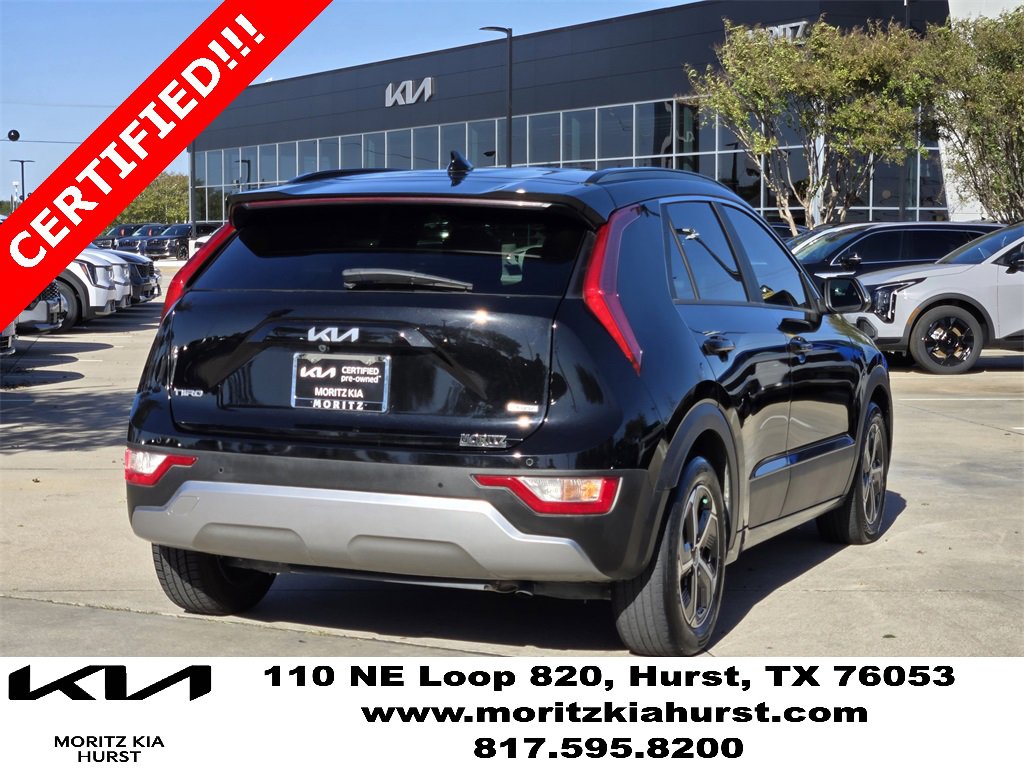 Certified 2024 Kia Niro EX image 2