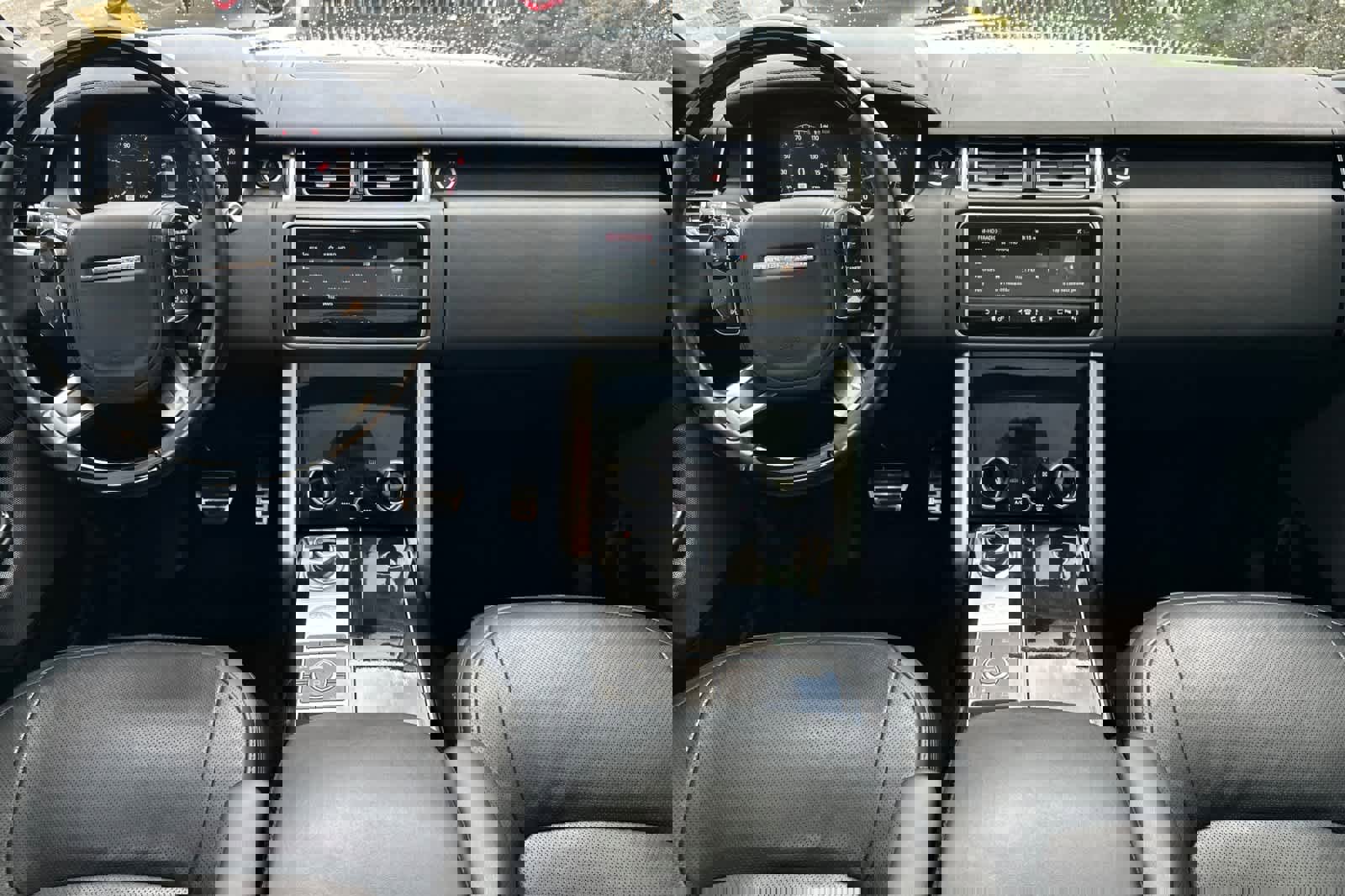 Used 2021 Land Rover Range Rover P525 Westminster Edition image 12