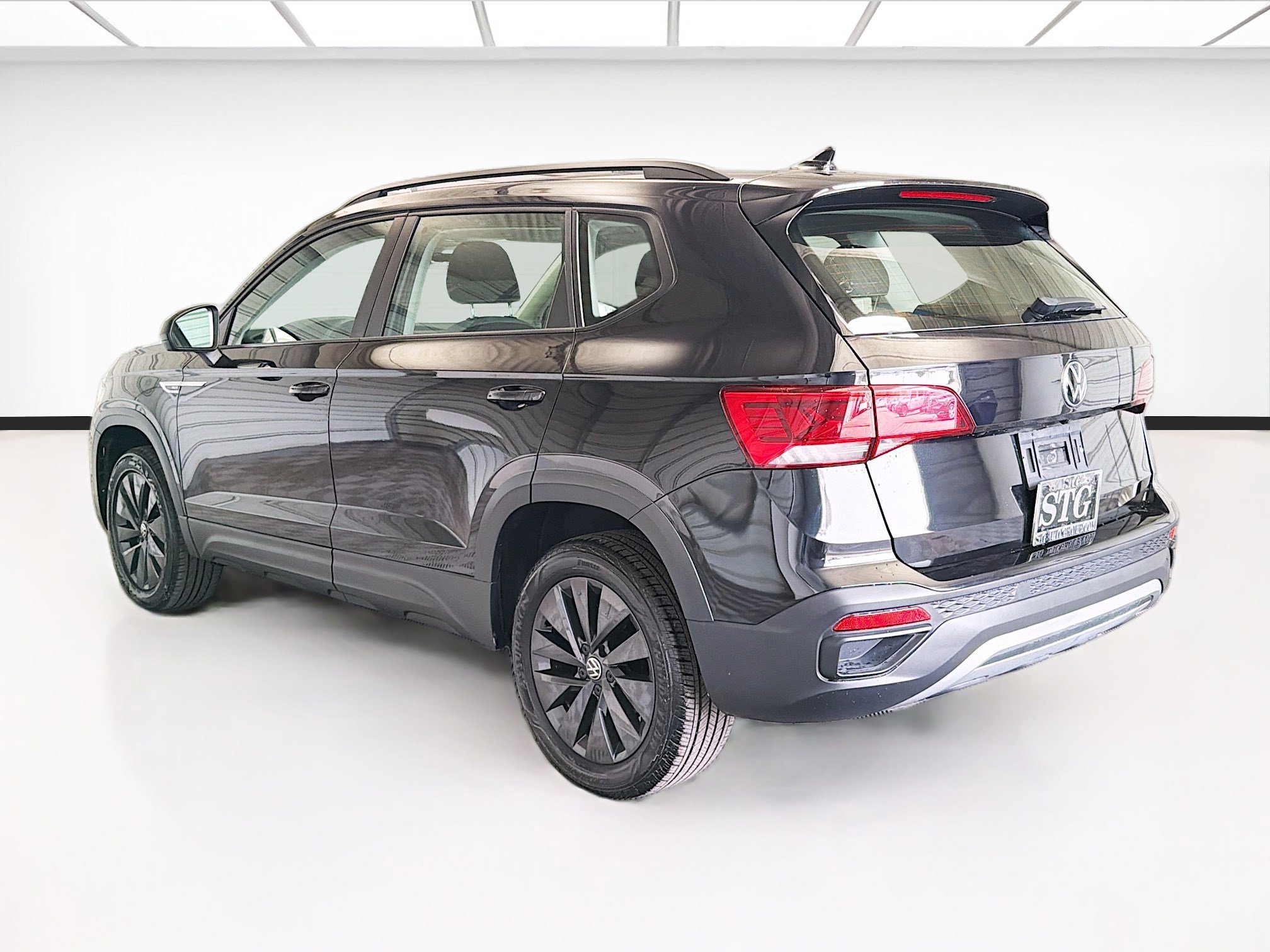 Used 2024 Volkswagen Taos S image 6