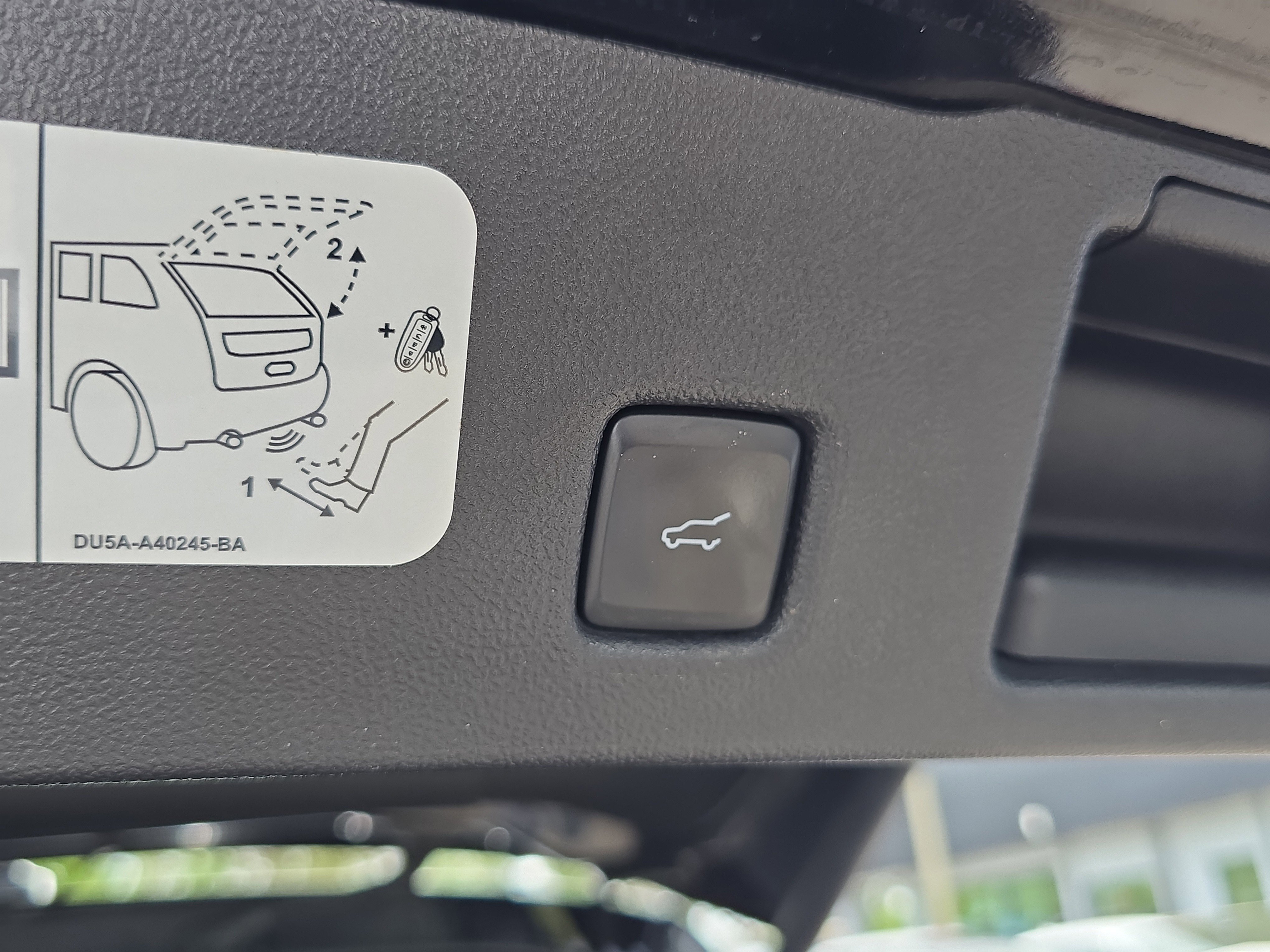 Used 2020 Ford Escape SEL AWD/4WD image 11