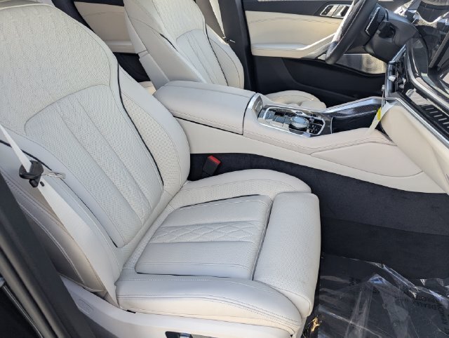 New 2026 BMW X6 M60i AWD/4WD image 12