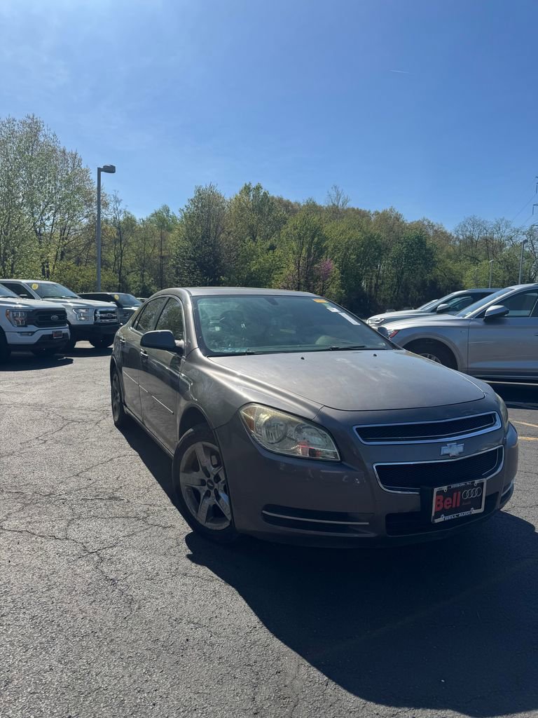Used 2010 Chevrolet Malibu LT w/ Power Convenience Package image 1