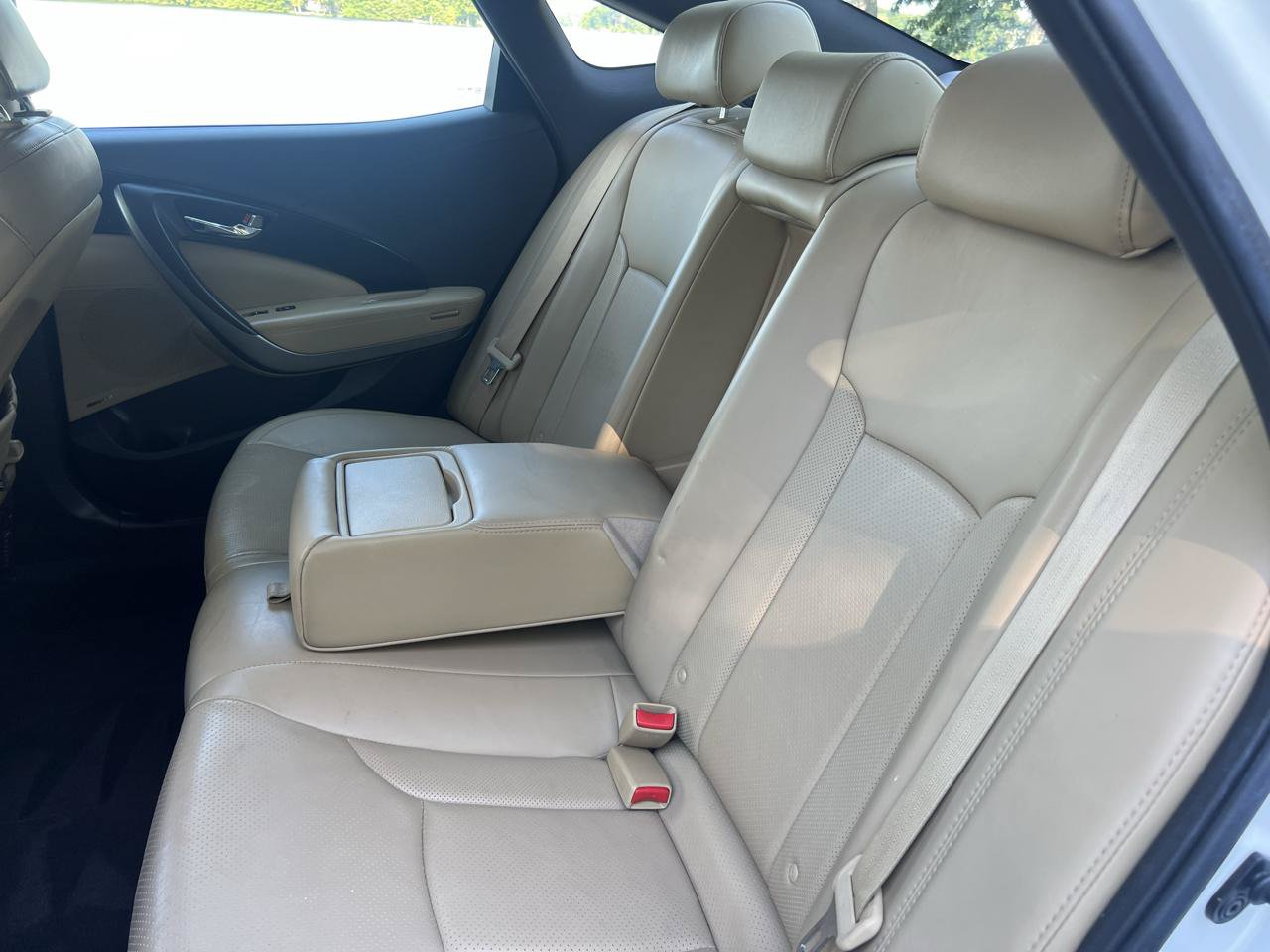 Used 2013 Hyundai Azera FWD image 33