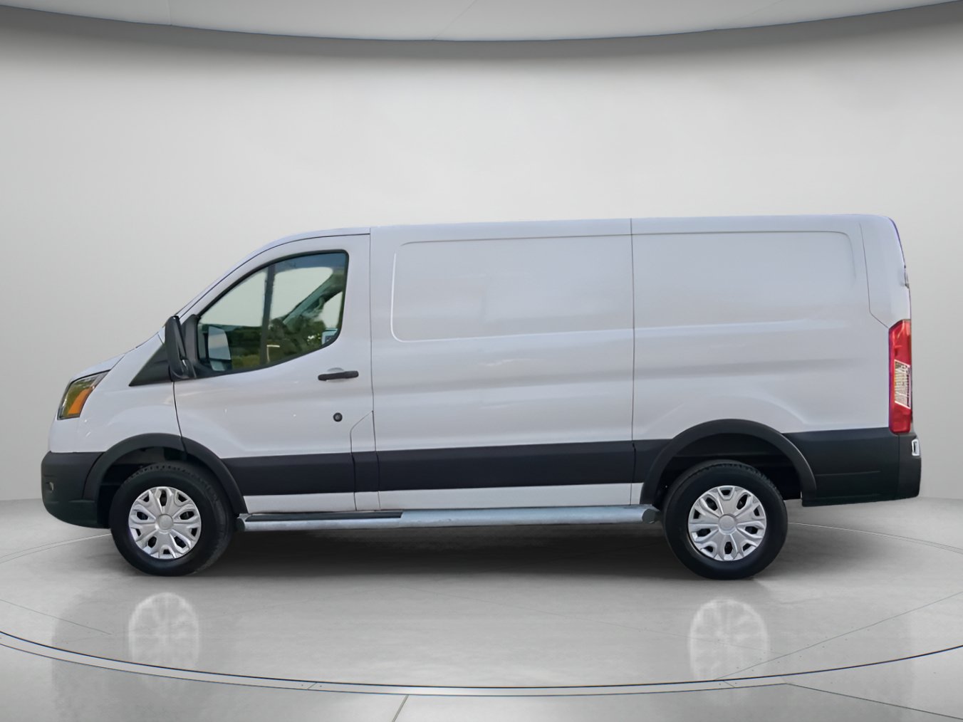 Certified 2025 Ford Transit 250 Low Roof w/ Exterior Upgrade Package RWD image 18