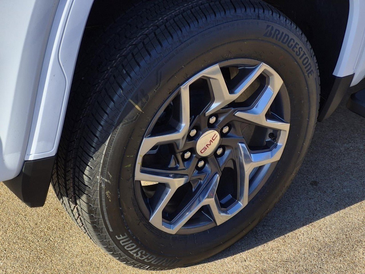 New 2026 GMC Sierra 1500 SLT RWD image 5