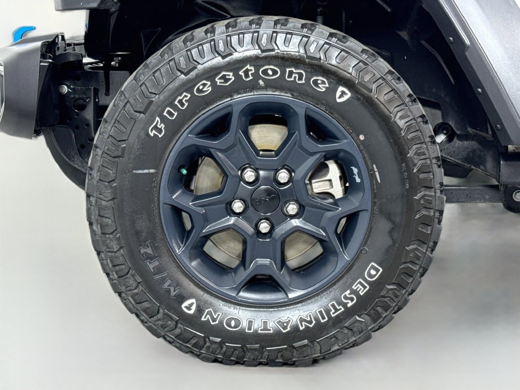 Used 2023 Jeep Wrangler Unlimited w/ Cold Weather Group AWD/4WD image 12