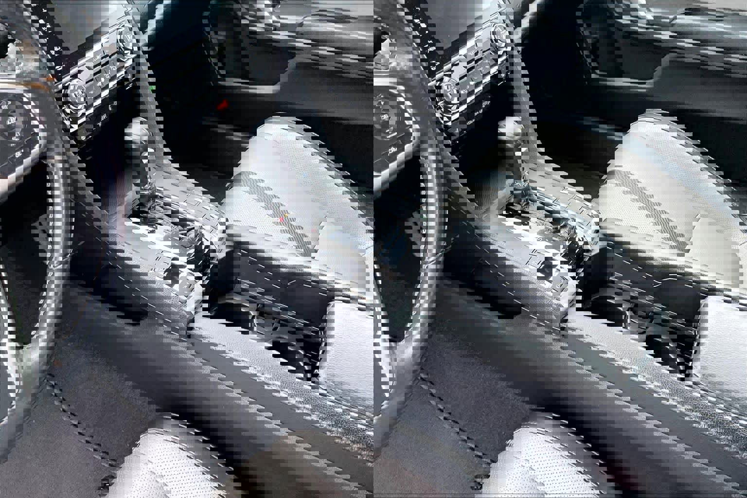 Used 2017 Honda Civic EX-L image 18