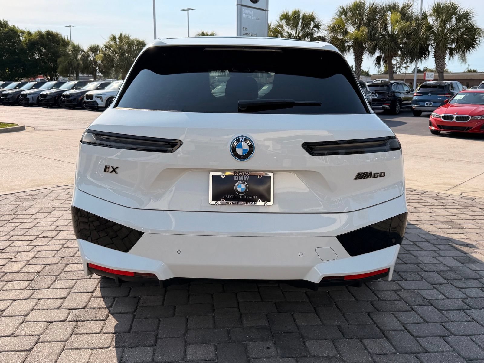 Used 2024 BMW iX M60 AWD/4WD image 10