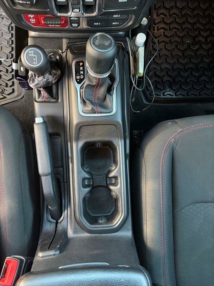 Used 2021 Jeep Wrangler Unlimited Rubicon AWD/4WD image 11