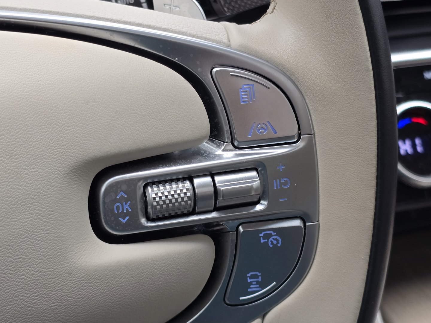 Used 2024 Genesis GV80 3.5T w/ Prestige Package image 29