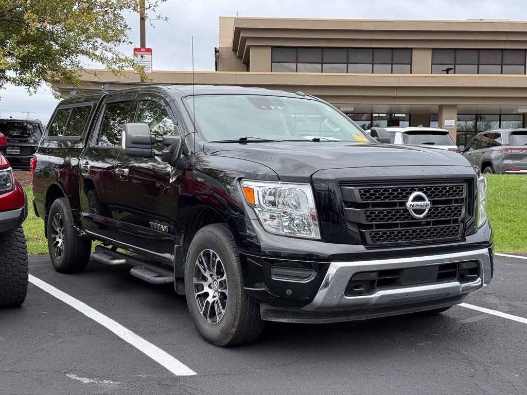 Used 2021 Nissan Titan SV w/ SV Convenience Package