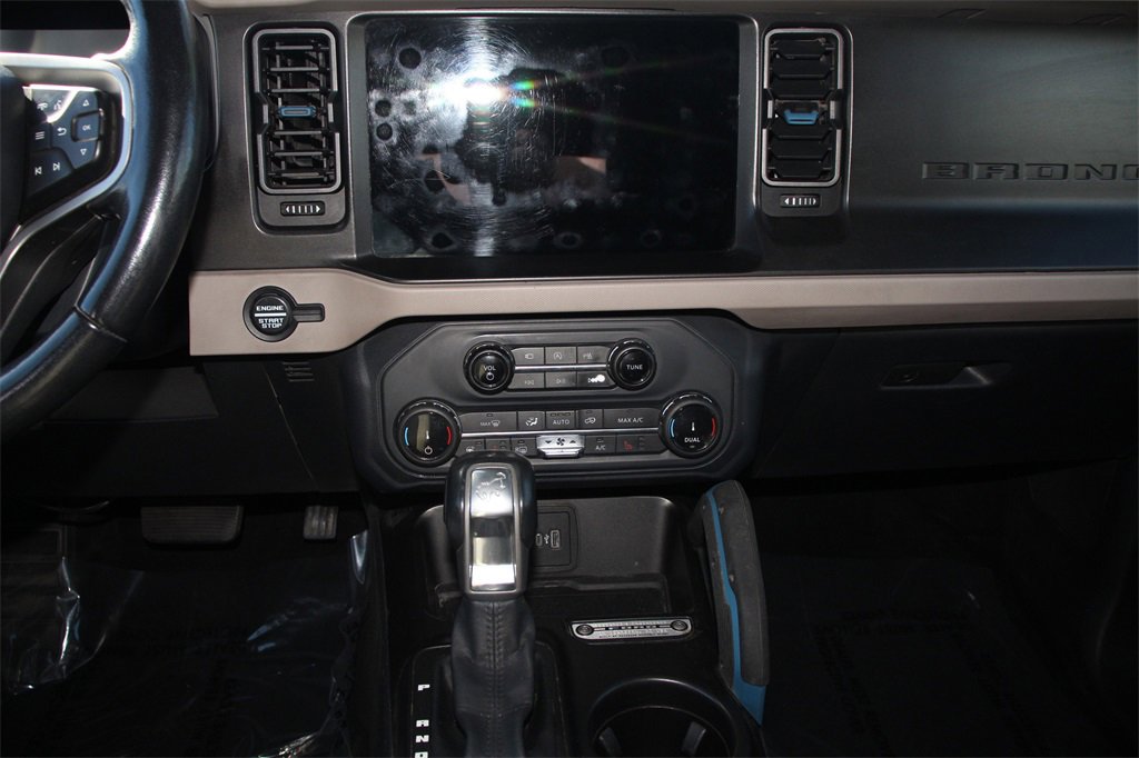 Used 2022 Ford Bronco Wildtrak image 15