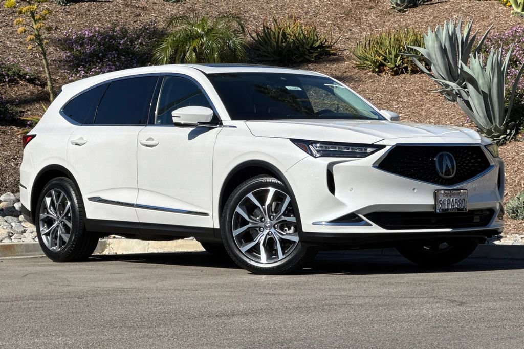 Certified 2023 Acura MDX FWD w/ Technology Package image 2