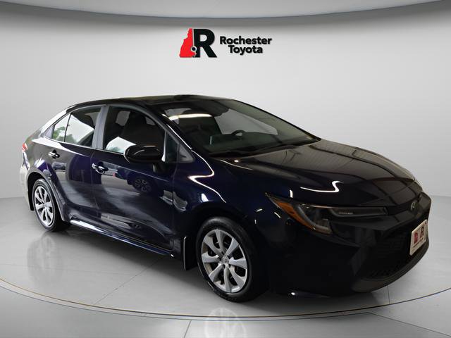 Used 2021 Toyota Corolla LE image 2