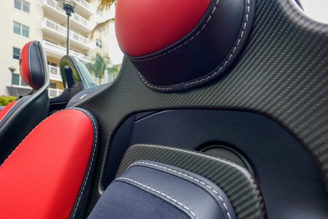 Used 2023 Aston Martin V12 Vantage Roadster RWD image 67