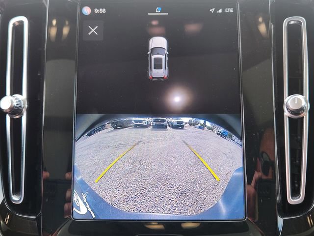 Certified 2023 Volvo XC40 B5 Ultimate w/ Climate Package AWD/4WD image 24