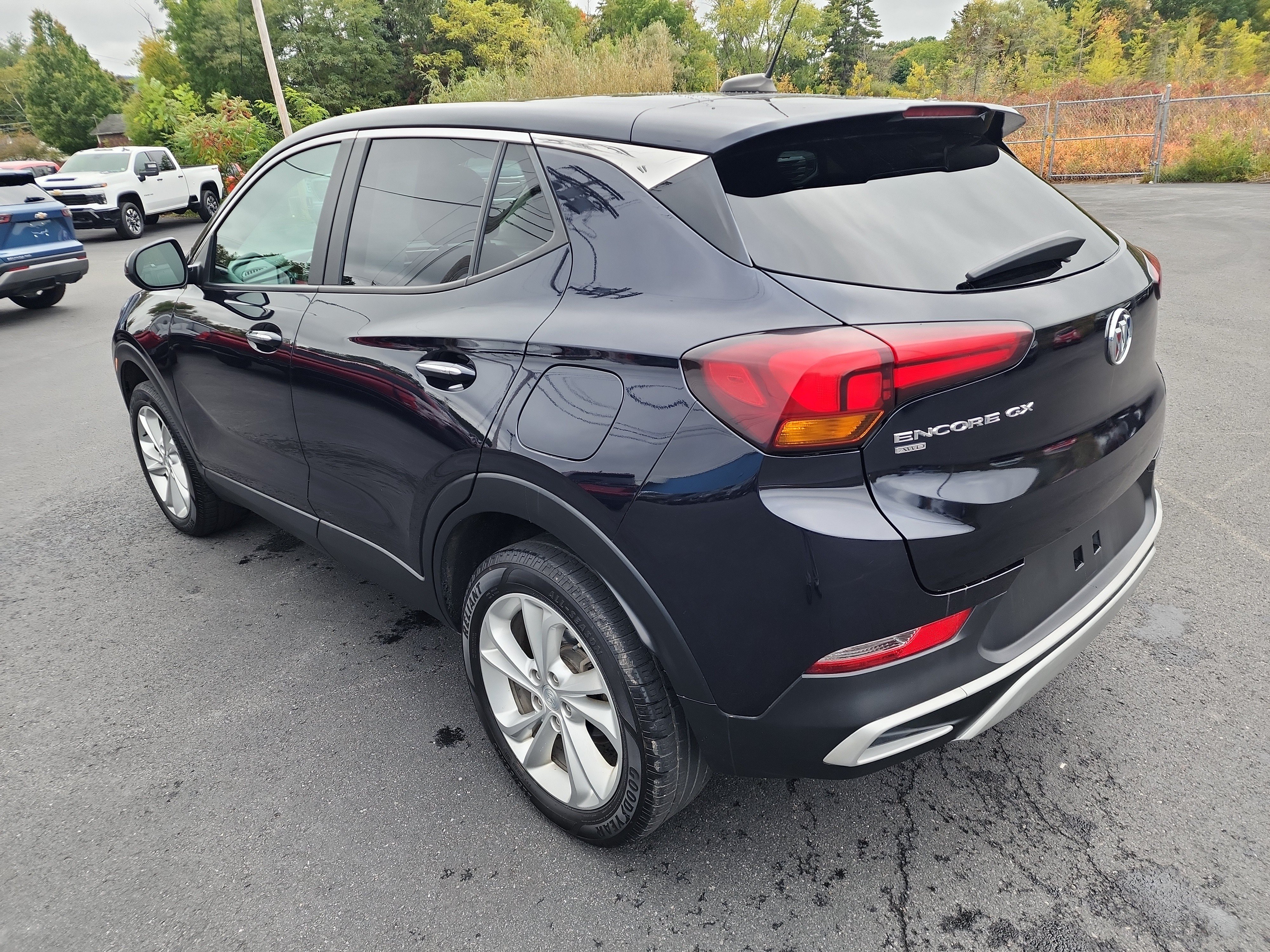 Used 2021 Buick Encore GX Preferred w/ Cold Weather Comfort Package AWD/4WD image 6