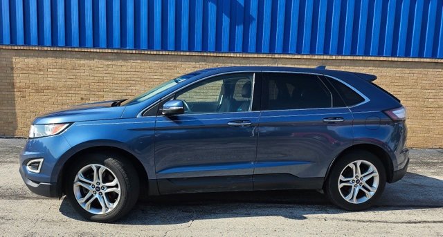 Used 2018 Ford Edge Titanium image 3