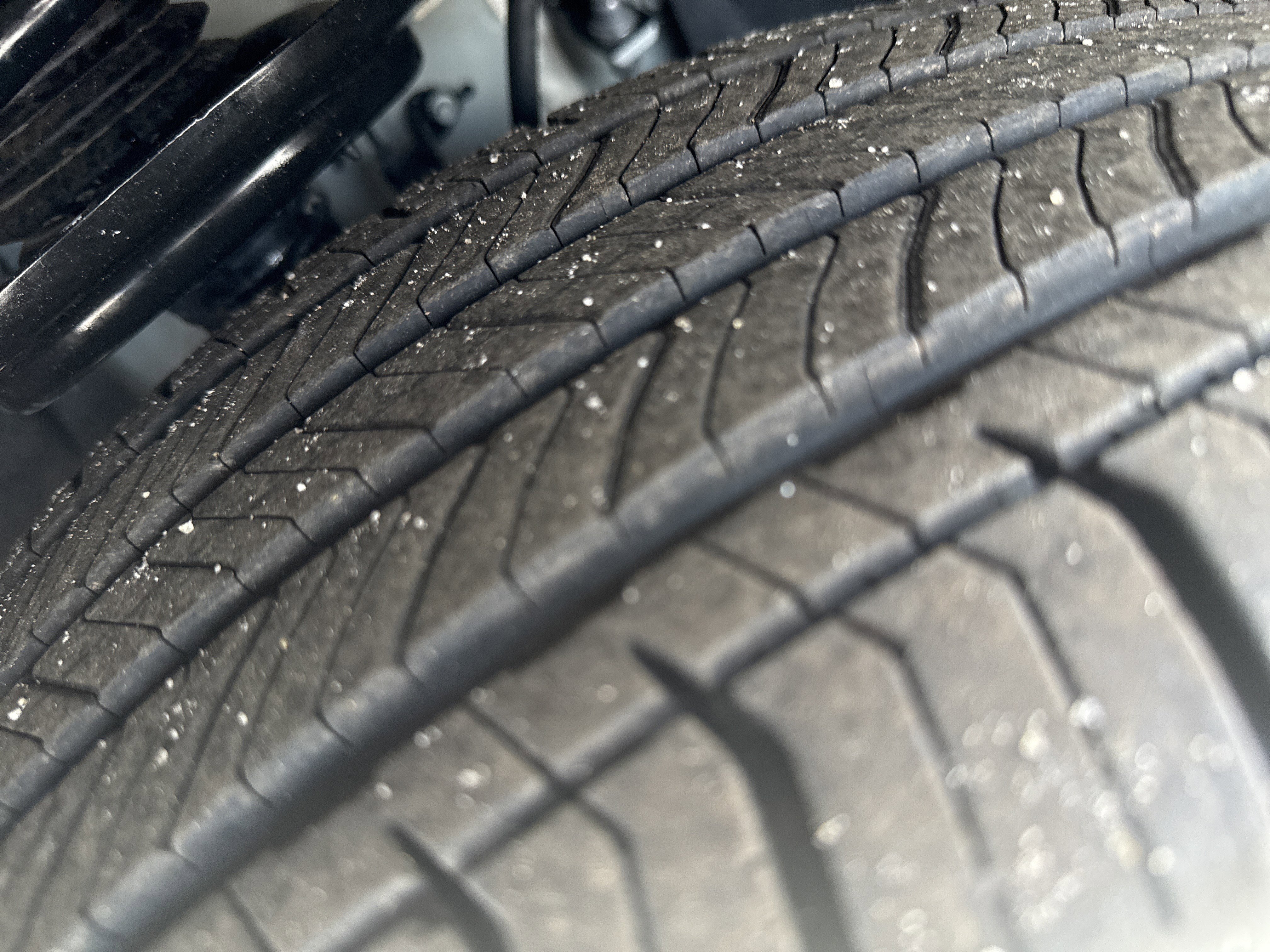 Used 2025 Chevrolet Equinox EV LT image 12