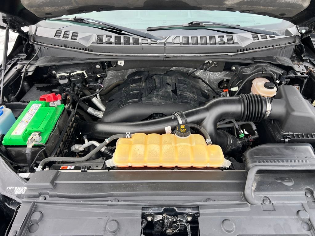 Used 2015 Ford F150 XLT w/ Equipment Group 302A Luxury image 27