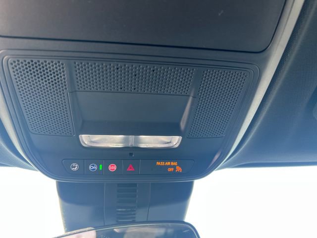 New 2026 Chevrolet Traverse LT image 17