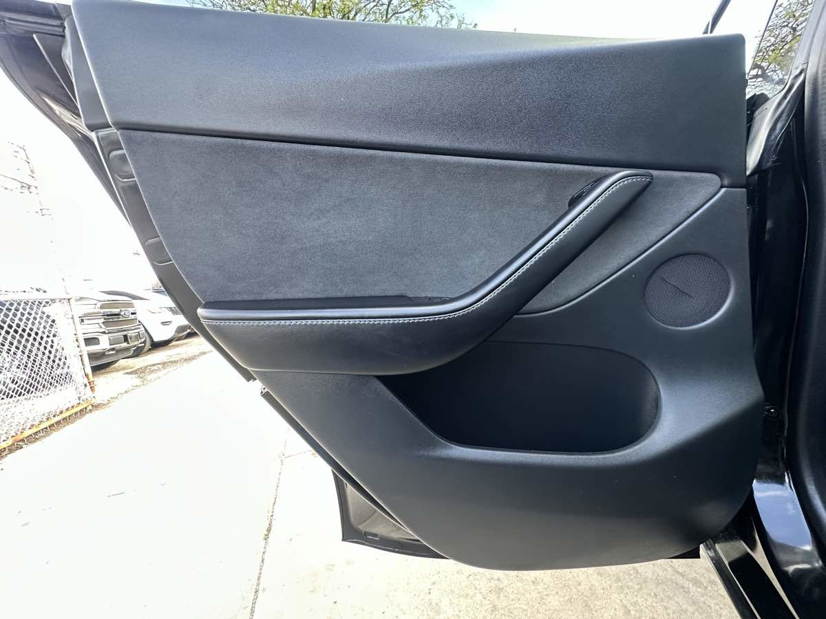 Used 2020 Tesla Model Y Performance AWD/4WD image 34