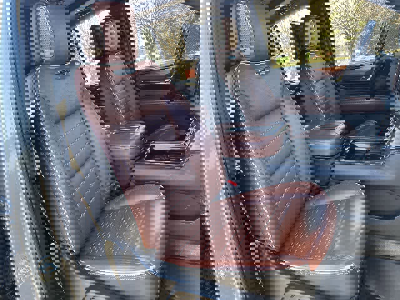 Used 2024 GMC Yukon Denali Ultimate image 14