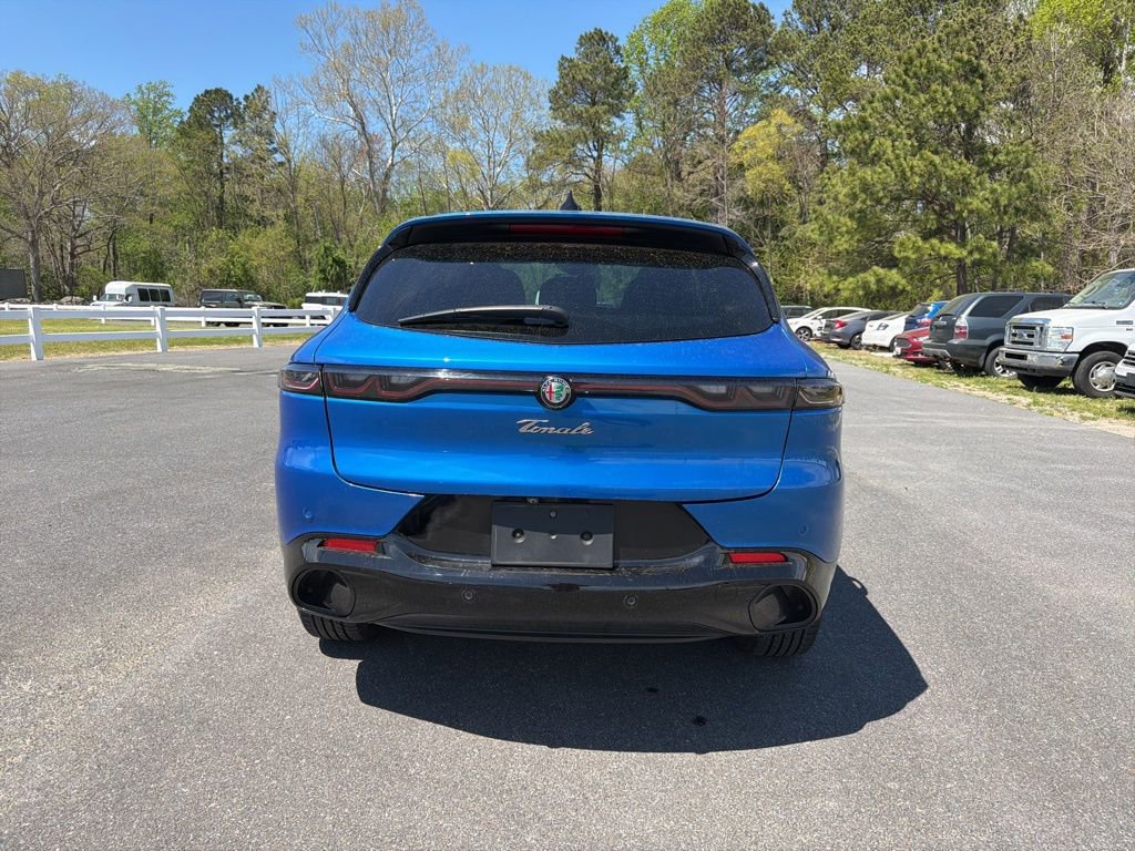 Used 2025 Alfa Romeo Tonale image 4