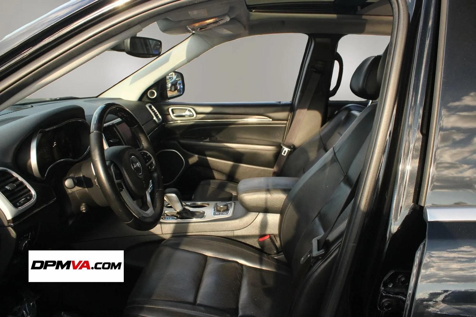 Used 2018 Jeep Grand Cherokee Summit w/ Platinum Series Group AWD/4WD image 13