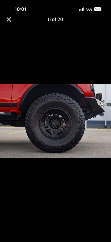 Used 2022 Ford Bronco Wildtrak image 5