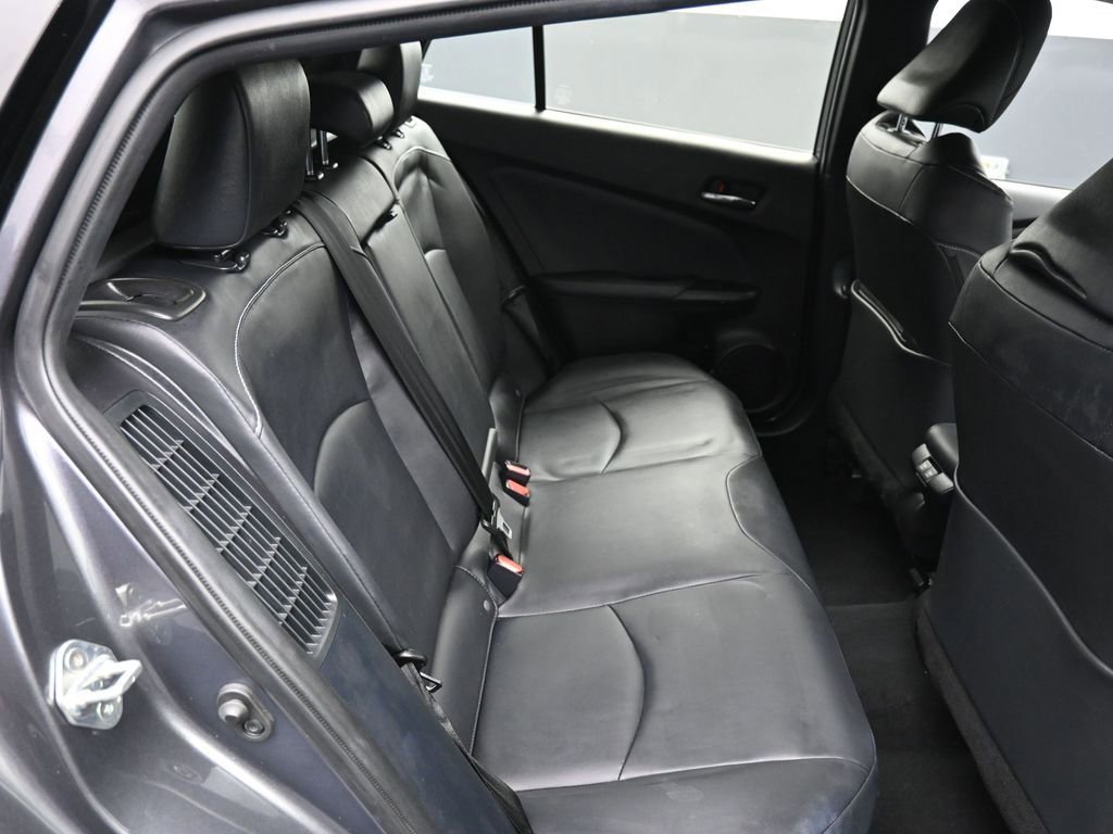 Certified 2022 Toyota Prius Prime XLE image 24