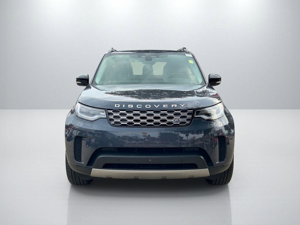 Used 2024 Land Rover Discovery S AWD/4WD image 2
