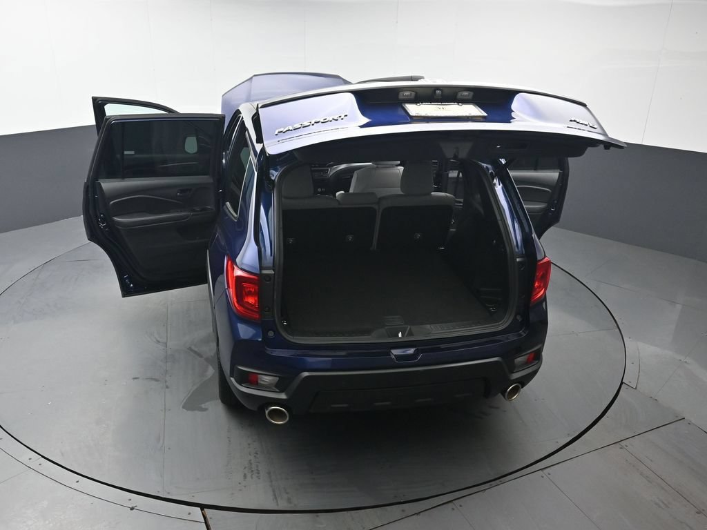 Certified 2023 Honda Passport EX-L image 52