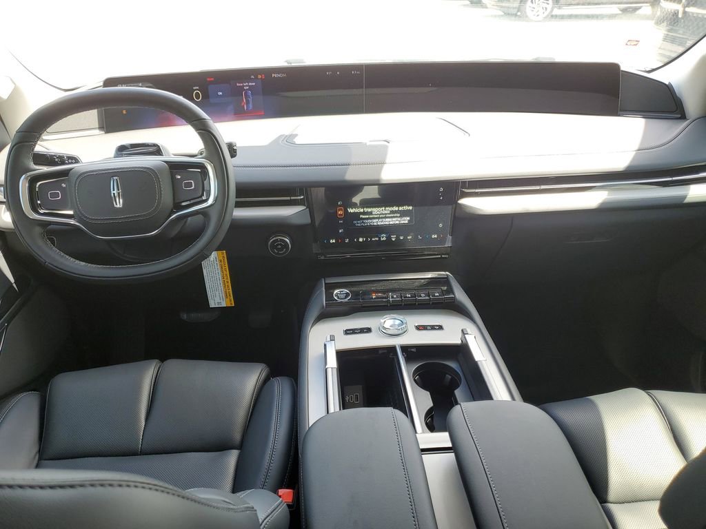 New 2026 Lincoln Navigator L Premier AWD/4WD image 16