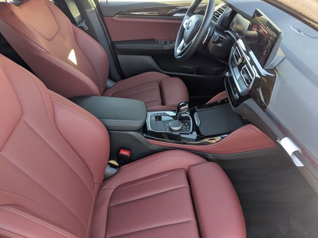 Used 2025 BMW X4 xDrive30i w/ Premium Package image 22