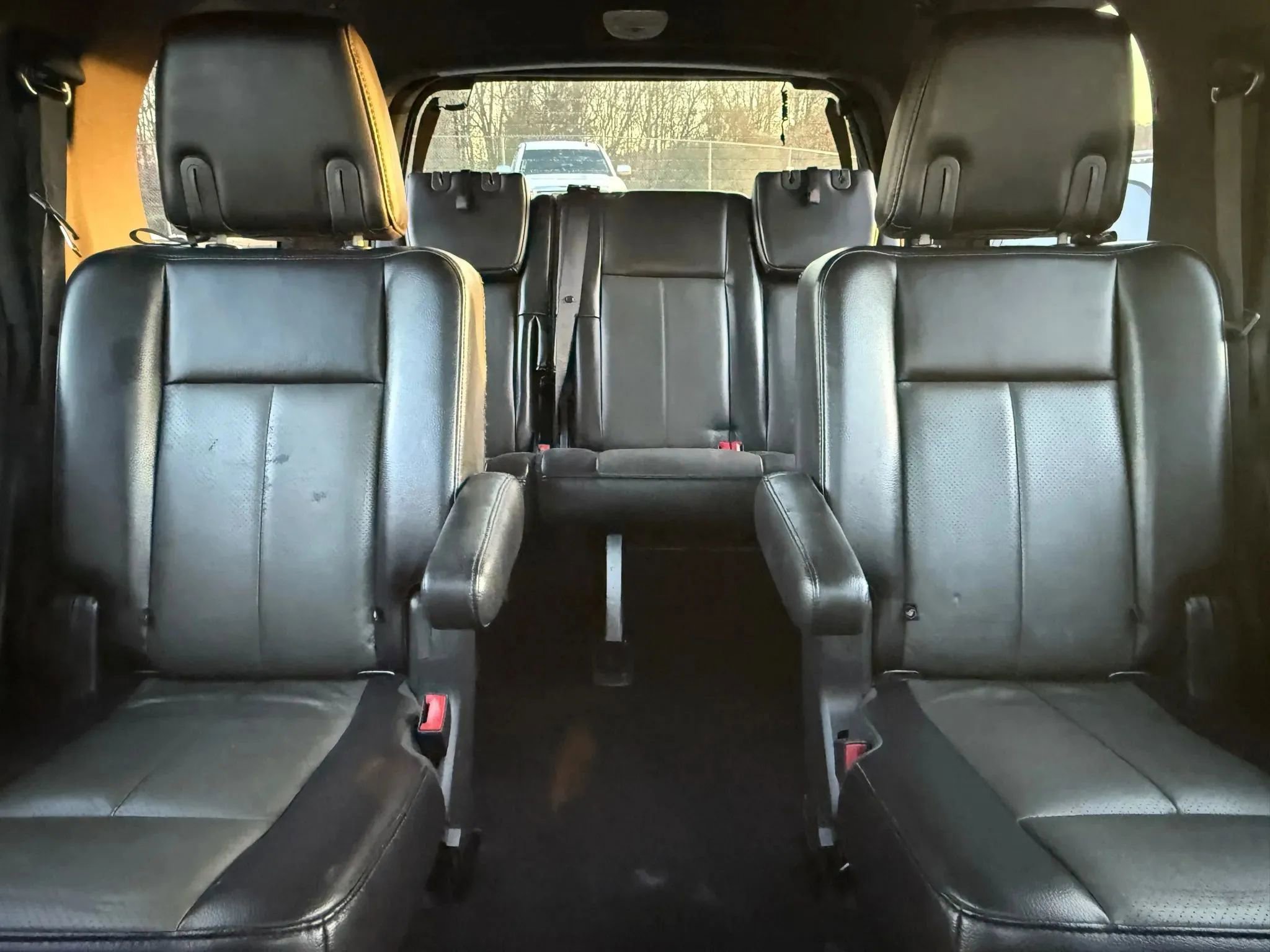 Used 2012 Ford Expedition XLT image 21