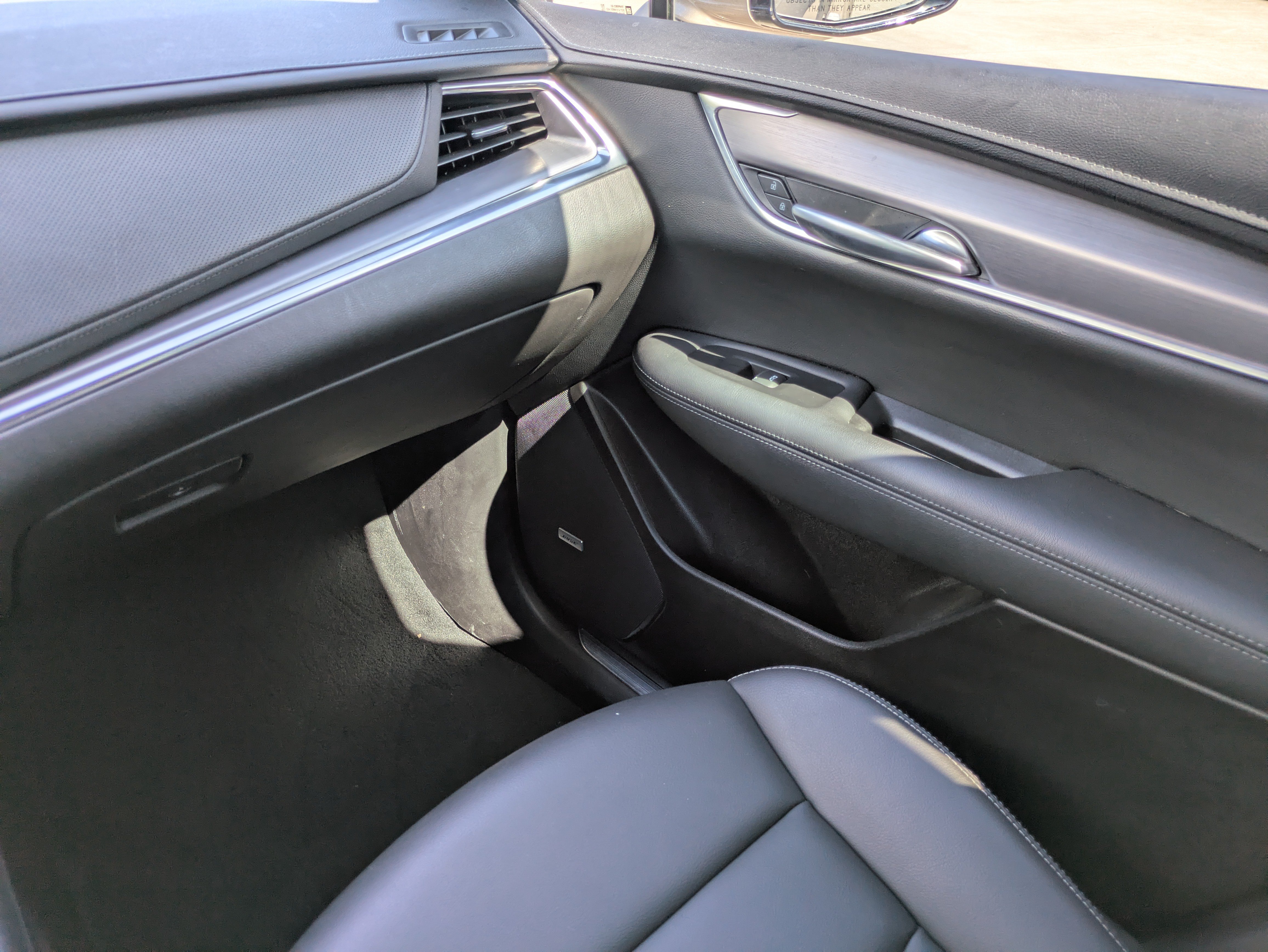 Certified 2023 Cadillac XT5 Luxury FWD image 12