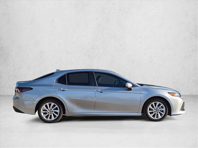 Used 2024 Toyota Camry LE FWD image 4