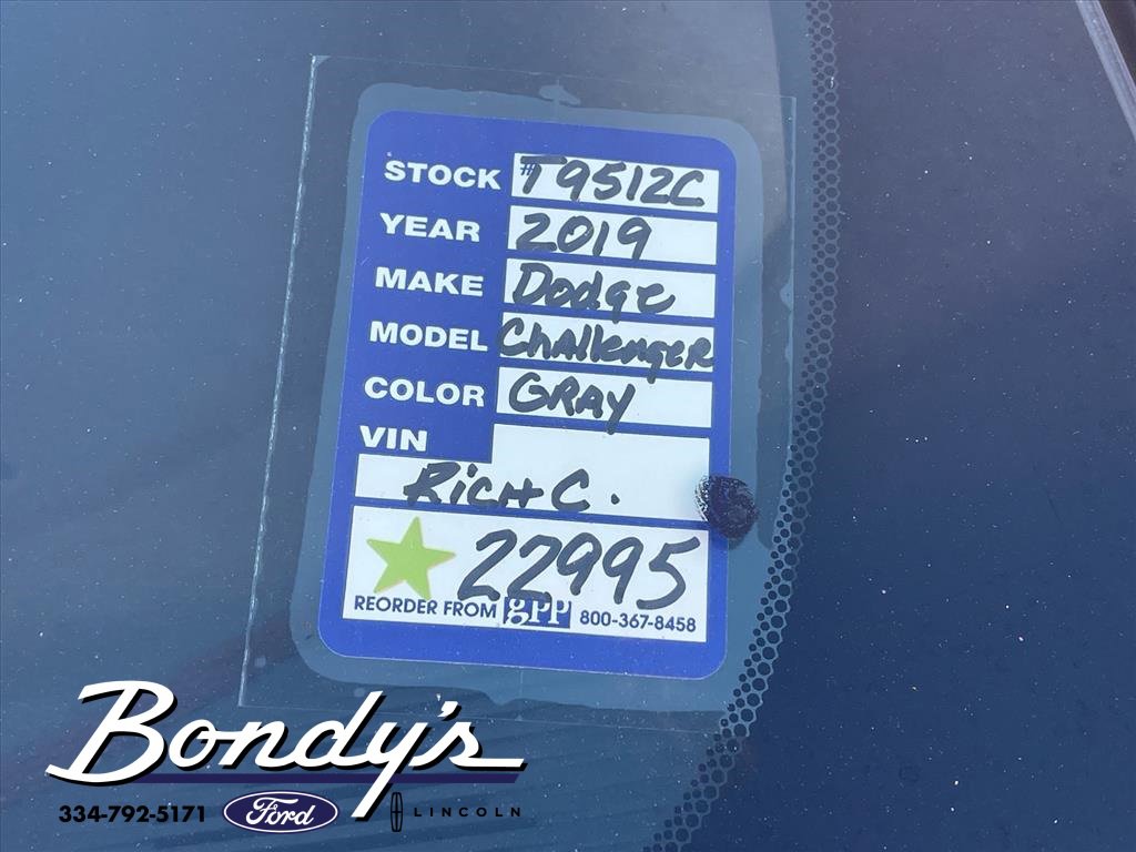 Used 2019 Dodge Challenger SXT w/ Plus Package image 21