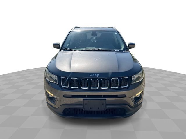 Used 2019 Jeep Compass Latitude FWD image 4
