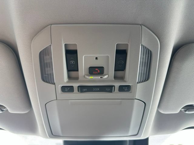 Used 2025 Toyota Highlander Platinum AWD/4WD image 26