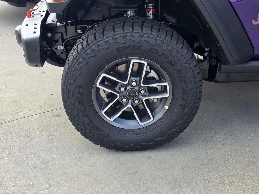New 2026 Jeep Gladiator Mojave w/ Steel Bumper Group AWD/4WD image 4